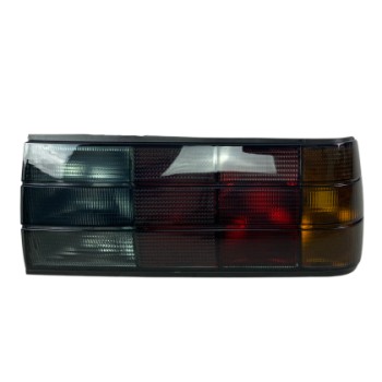 Πίσω φανάρια BMW E30 (1988-1991) - μαύρα χρωμίου - σετ 2τμχ. Πίσω φανάρια BMW E30 (1988-1991) - μαύρα χρωμίου - σετ 2τμχ.
