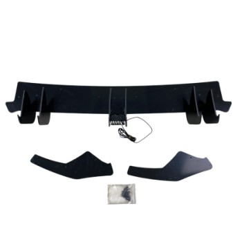 Diffuser προφυλακτήρα Vw Golf 8 GTI Blade με ανακλαστήρα - μαύρο γυαλιστερό Diffuser προφυλακτήρα Vw Golf 8 GTI Blade με ανακλαστήρα - μαύρο γυαλιστερό