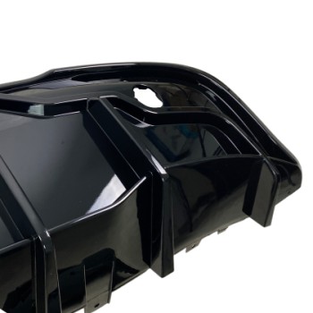 Diffuser προφυλακτήρα Tesla Model Y - μαύρο γυαλιστερό Diffuser προφυλακτήρα Tesla Model Y - μαύρο γυαλιστερό