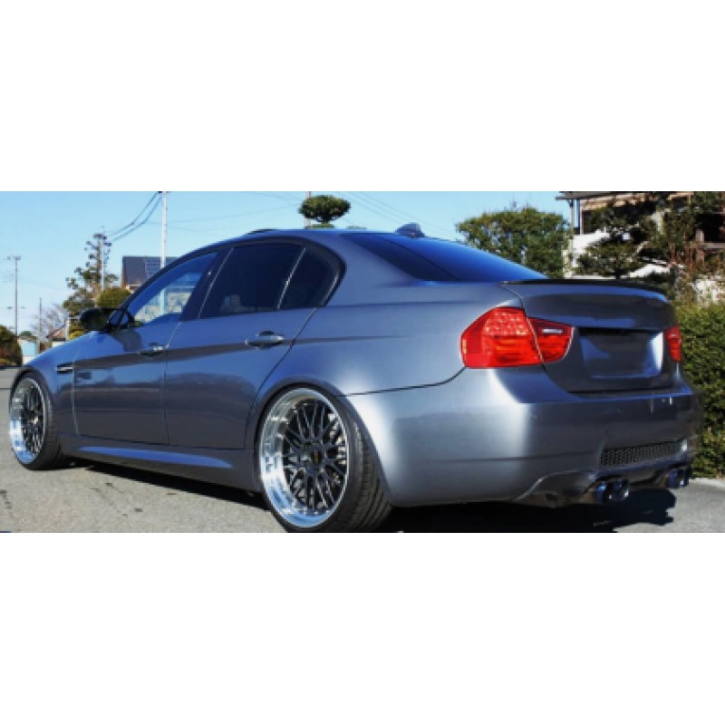 Αεροτομή πορτ-μπαγκάζ BMW E90 (2005-2012) M3 Style - μαύρη γυαλιστερή