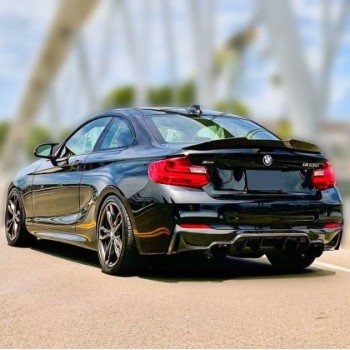 Αεροτομή πορτ-μπαγκάζ ΒΜW F22 coupe (2014-2021) M4 Style - μαύρη γυαλιστερή