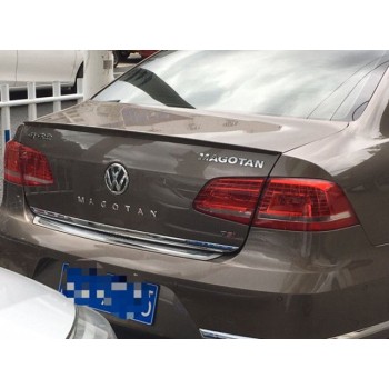 Αεροτομή πορτ μπαγκάζ για Volkswagen Passat B7 (2011-2015) - μαύρη γυαλιστερή