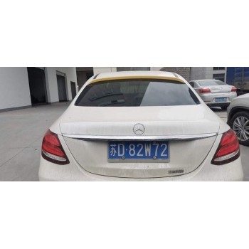 Αεροτομή πίσω παρμπρίζ για Mercedes W205 C-class (2014-2019) - μαύρη γυαλιστερή