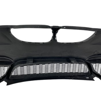 Προφυλακτήρας εμπρός για BMW E60/61  (2003-2010) - M4 design χωρίς ανοίγματα για  προβολάκια