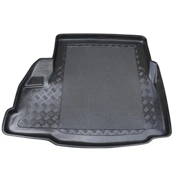 Πατάκι πορτ-μπαγκάζ BMW 3 E46 (1998-2005) - Sedan (with left wing) - 1τμχ. Πατάκι πορτ-μπαγκάζ BMW 3 E46 (1998-2005) - Sedan (with left wing) - 1τμχ.