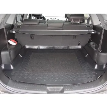 Πατάκι πορτ-μπαγκάζ Kia Sorento (2009-2015) 7 seats 3rd row pulled down - 1τμχ. Πατάκι πορτ-μπαγκάζ Kia Sorento (2009-2015) 7 seats 3rd row pulled down - 1τμχ.