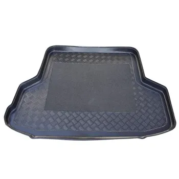 Πατάκι πορτ-μπαγκάζ Mitsubishi Carisma 5 doors (2000-2005) - 1τμχ. Πατάκι πορτ-μπαγκάζ Mitsubishi Carisma 5 doors (2000-2005) - 1τμχ.
