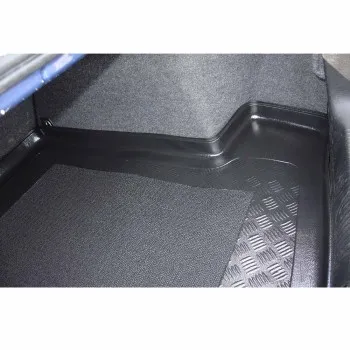 Πατάκι πορτ-μπαγκάζ Vw Passat B5 Sedan (1996-2005) - 1τμχ. Πατάκι πορτ-μπαγκάζ Vw Passat B5 Sedan (1996-2005) - 1τμχ.