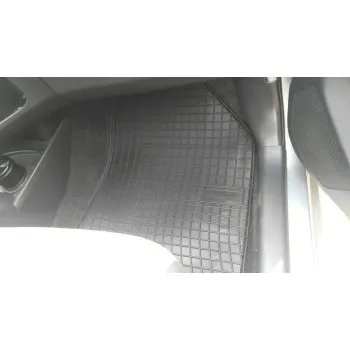 Λαστιχένια πατάκια TOYOTA Yaris (2005-2011) / GREAT WALL Voleex C10 (2010-2014) - 4τμχ. Λαστιχένια πατάκια TOYOTA Yaris (2005-2011) / GREAT WALL Voleex C10 (2010-2014) - 4τμχ.