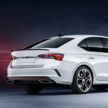 Αεροτομή πορτ-μπαγκάζ Skoda Octavia (2020+) VRS Style - μαύρη γυαλιστερή