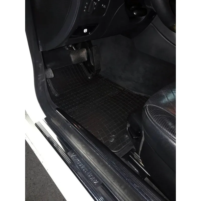 Λαστιχένια πατάκια MERCEDES E-Class W211 (2002-2009) / CLS C219 (2004-2010) - 4τμχ.