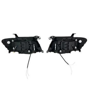 Φανάρια εμπρός Mitsubishi Pajero (2001-2006) - μαύρα , με λάμπες (Η1) - σετ 2τμχ.