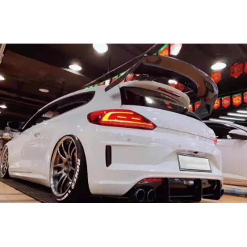 Diffuser προφυλακτήρα Vw Scirocco (2010-2014) Blade - μαύρο γυαλιστερό