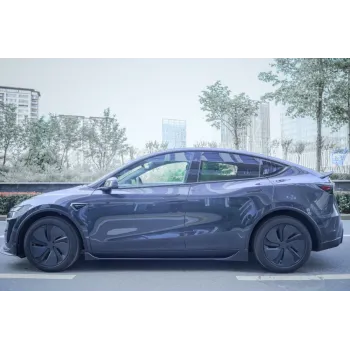 Πρόσθετα μαρσπιέ Tesla Model Y - μαύρα γυαλιστερά