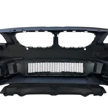 Προφυλακτήρας εμπρός BMW F10 / F11 facelift (2014-2017) - M pack design με ανοίγματα parktronic, με πιτσιλίθρες