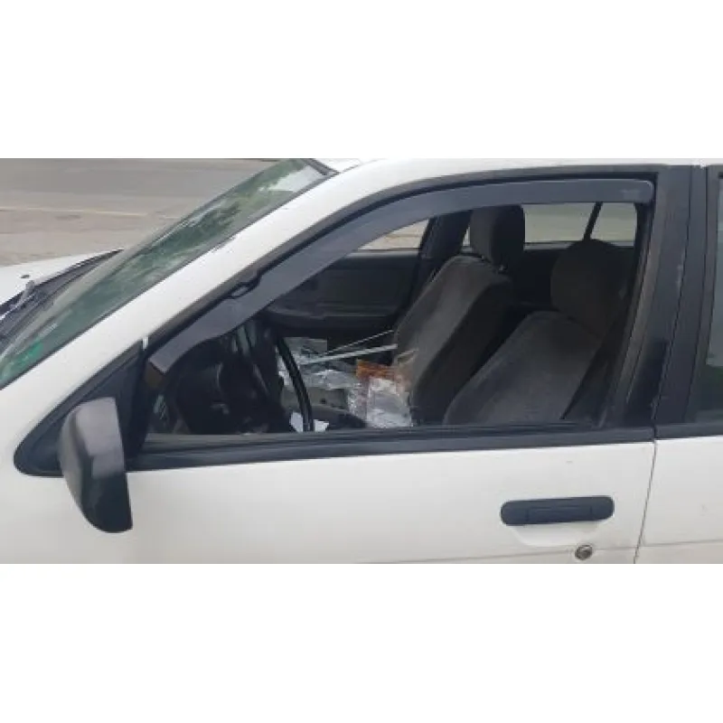 Ανεμοθραύστες για Nissan Almera (1995-2000) 5 πορτο , sedan - 2 τμχ. εμπρός Ανεμοθραύστες για Nissan Almera (1995-2000) 5 πορτο , sedan - 2 τμχ. εμπρός