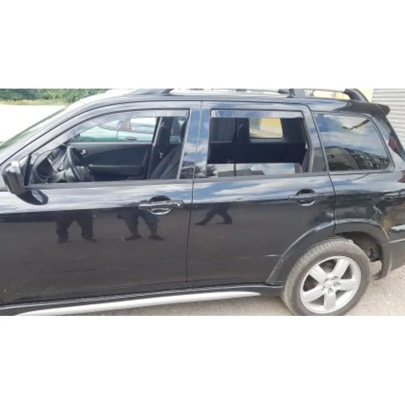 Ανεμοθραύστες για Mitsubishi Outlander (2001-2006) - 4 τμχ. εμπρός και πίσω Ανεμοθραύστες για Mitsubishi Outlander (2001-2006) - 4 τμχ. εμπρός και πίσω