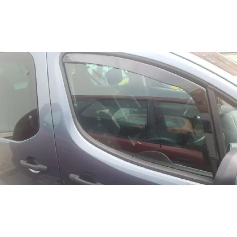Ανεμοθραύστες για Citroen Berlingo (2008-2017) / Peugeot Partner (2008-2017) - 2 τμχ. εμπρός Ανεμοθραύστες για Citroen Berlingo (2008-2017) / Peugeot Partner (2008-2017) - 2 τμχ. εμπρός