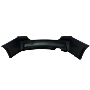 Πίσω προφυλακτήρας για BMW F30 με μονό diffuser - M pack design με ανοίγματα για parktronic